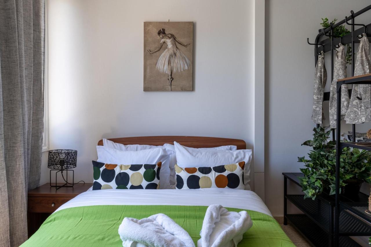 Oasis - Cozy Studio In Ларнака Экстерьер фото